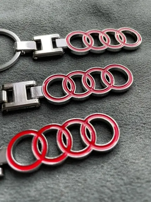 Металлический брелок Audi Ауди