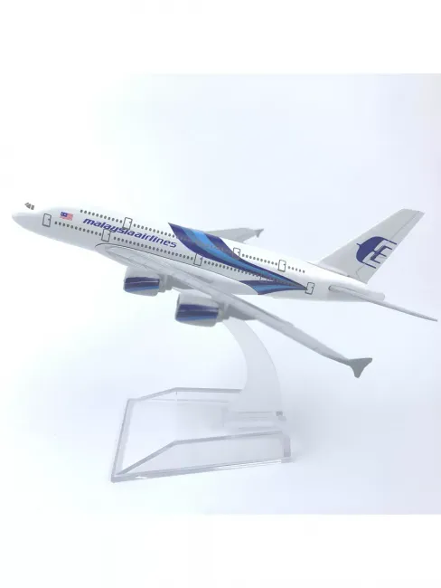 Металлическая модель самолета Airbus A380 Malaysia Airlines