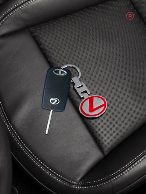Металлический брелок для ключей Lexus Лексус