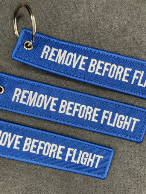 Тканевая ремувка REMOVE BEFORE FLIGHT Изъять Перед полетом