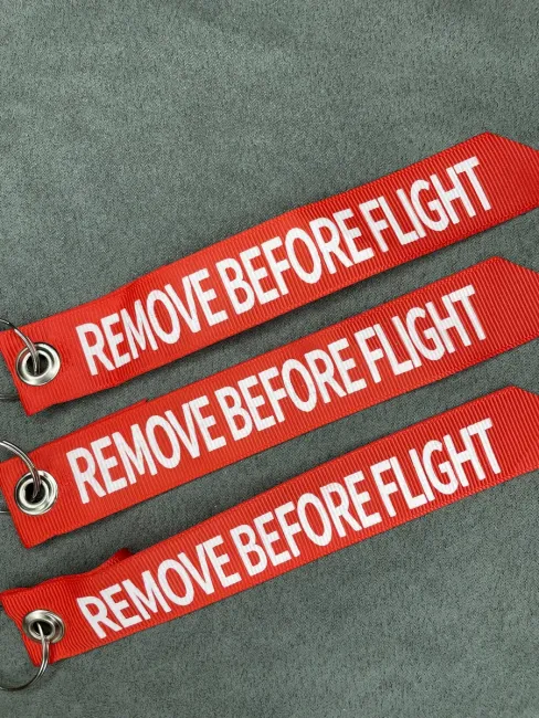 Тканевый брелок лента Remove Before Flight