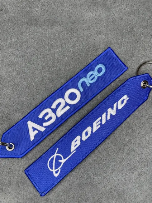 Набор из 2 брелков ремувок Boeing и Airbus