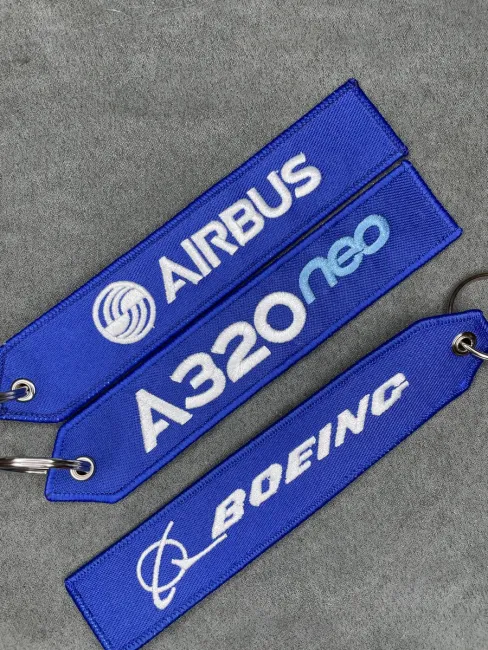 Набор из 2 брелков ремувок Boeing и Airbus