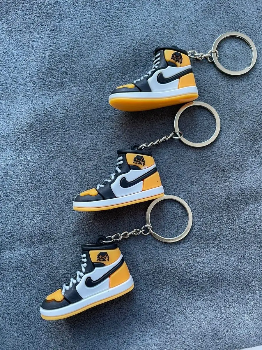 Брелок на ключи Кроссовок Найк NIKE
