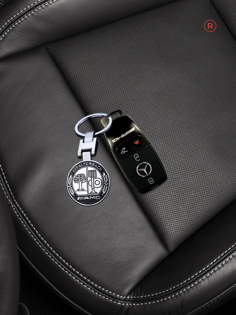 Металлический брелок Mercedes-AMG