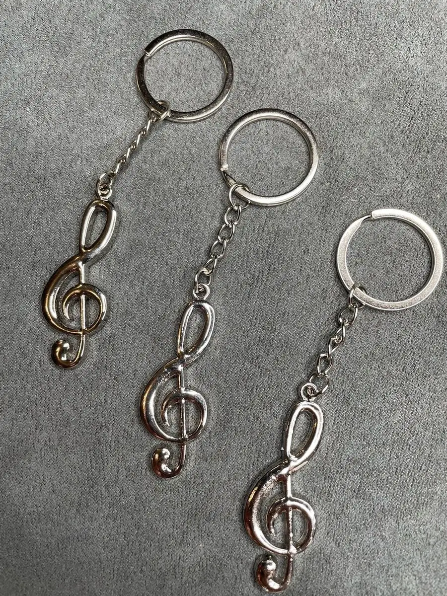 Металлический брелок Скрипичный ключ