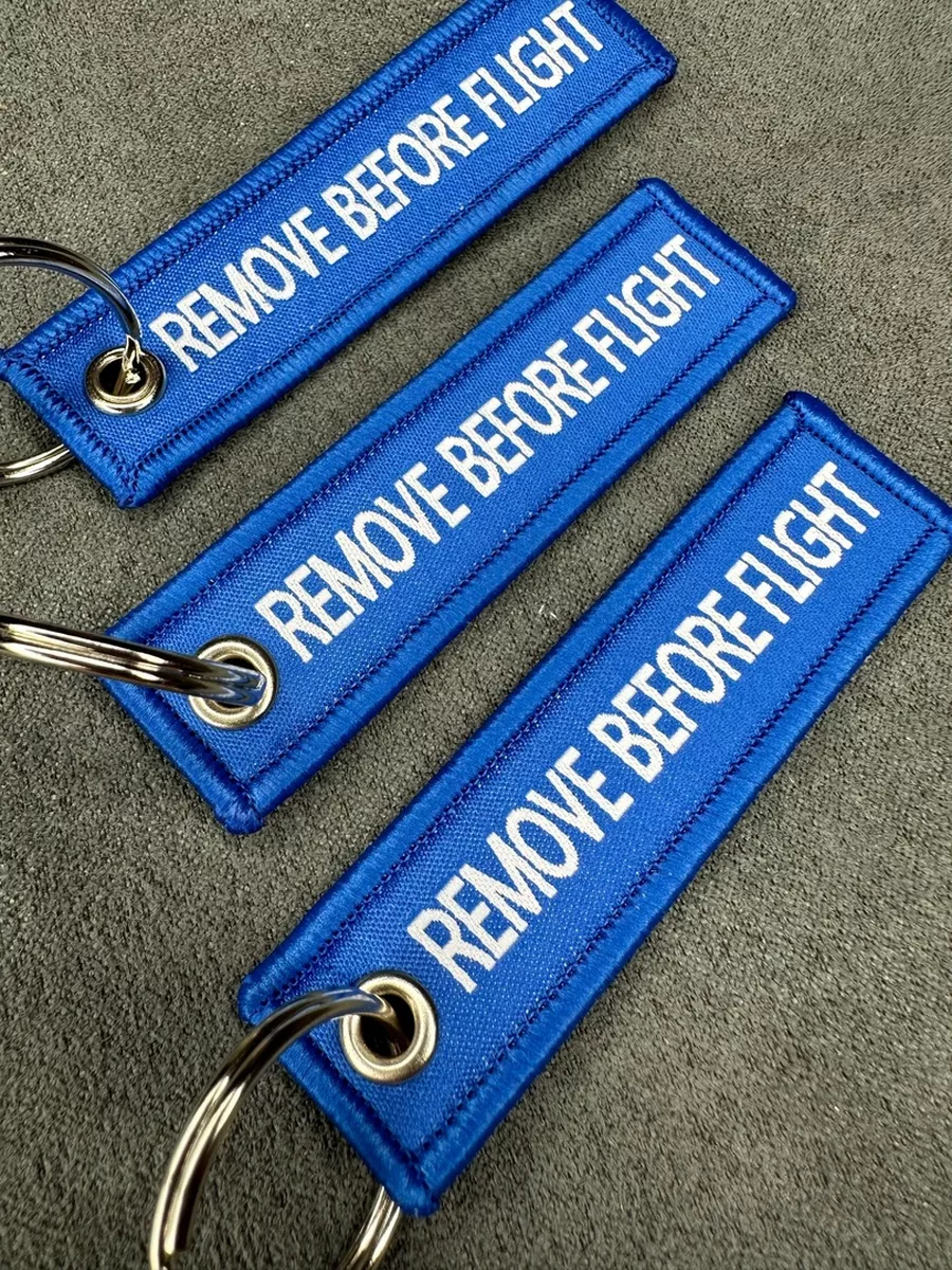 Мини тканевый брелок ремувка Remove Before Flight