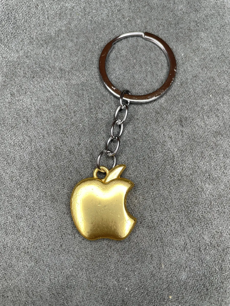 Металлический брелок Apple Яблоко